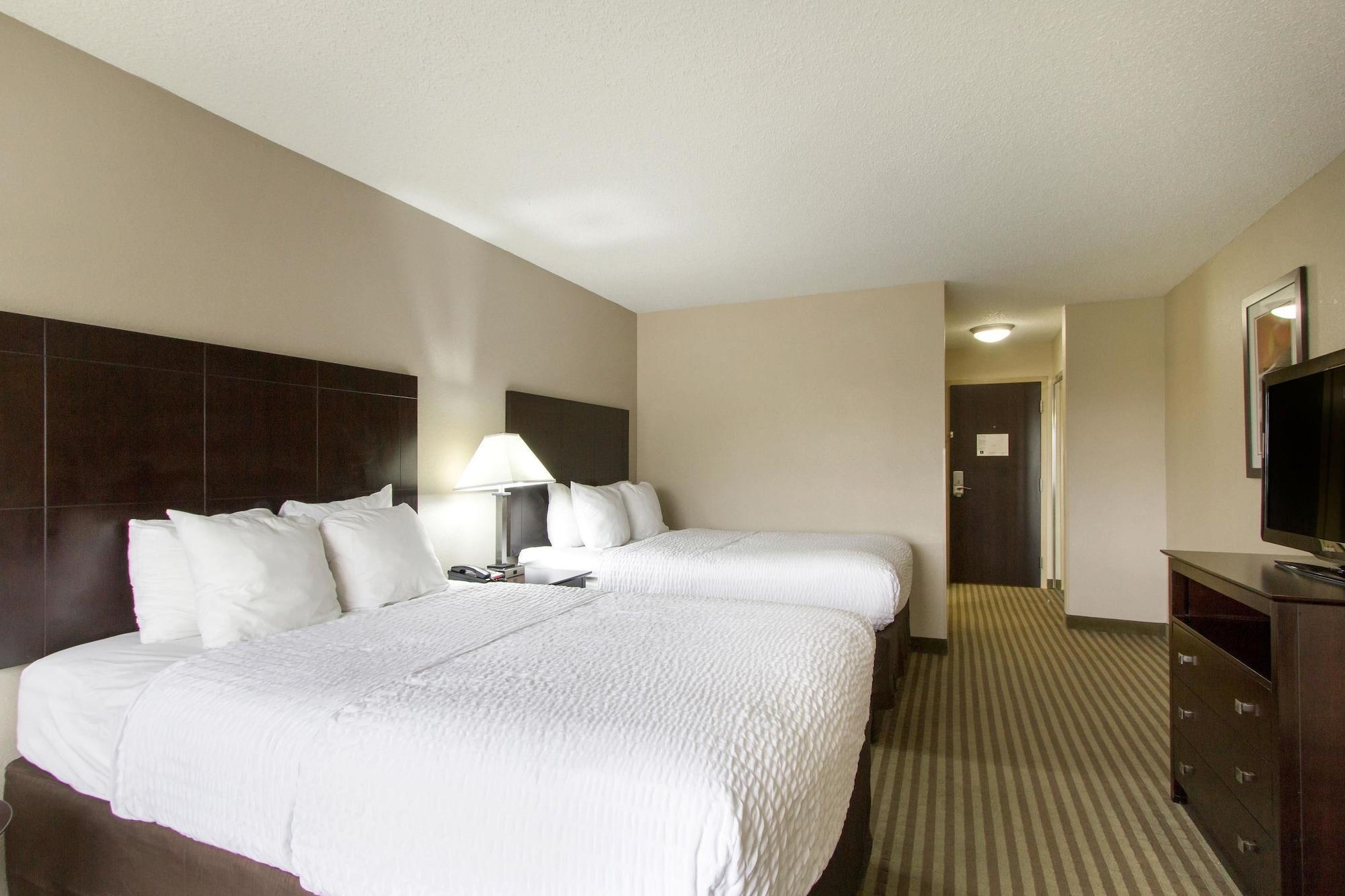 Clarion Hotel Beachwood-Cleveland Екстериор снимка