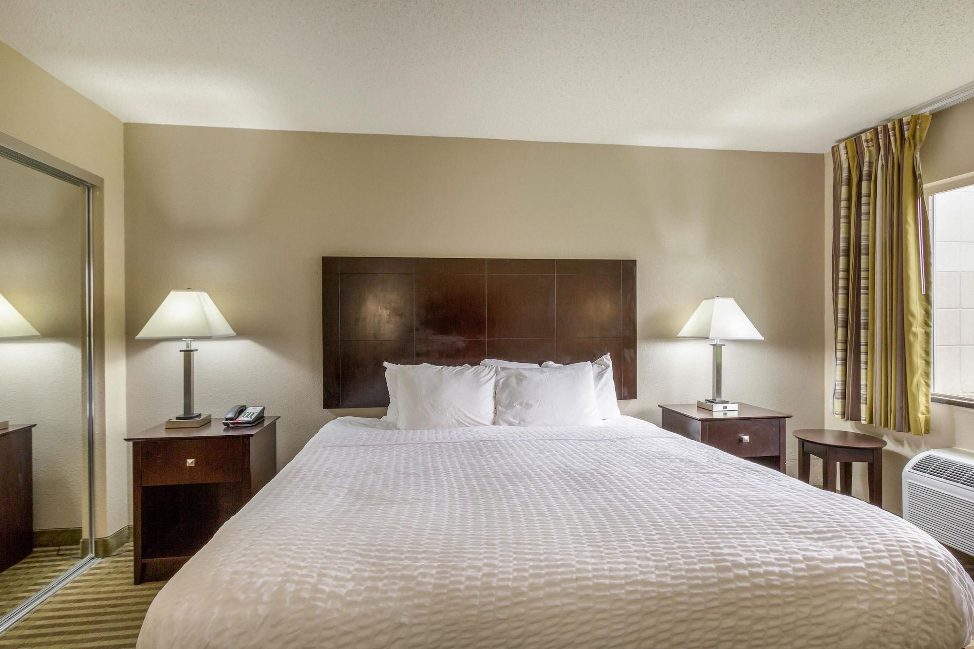 Clarion Hotel Beachwood-Cleveland Екстериор снимка