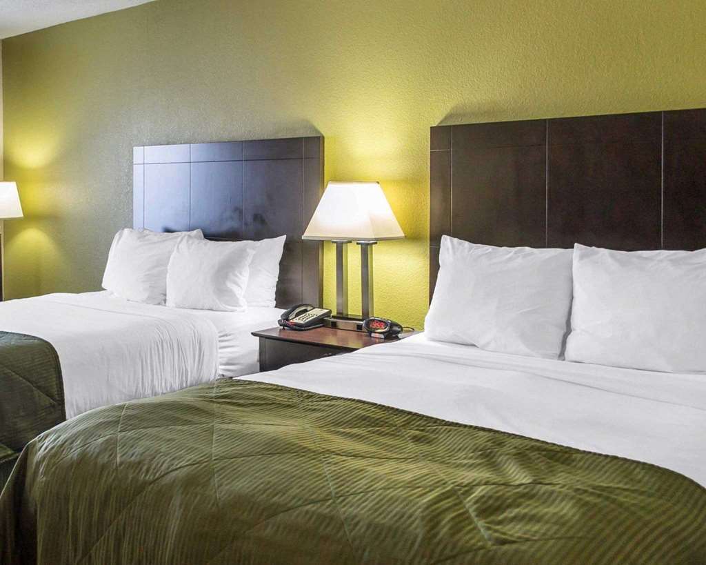 Clarion Hotel Beachwood-Cleveland Стая снимка