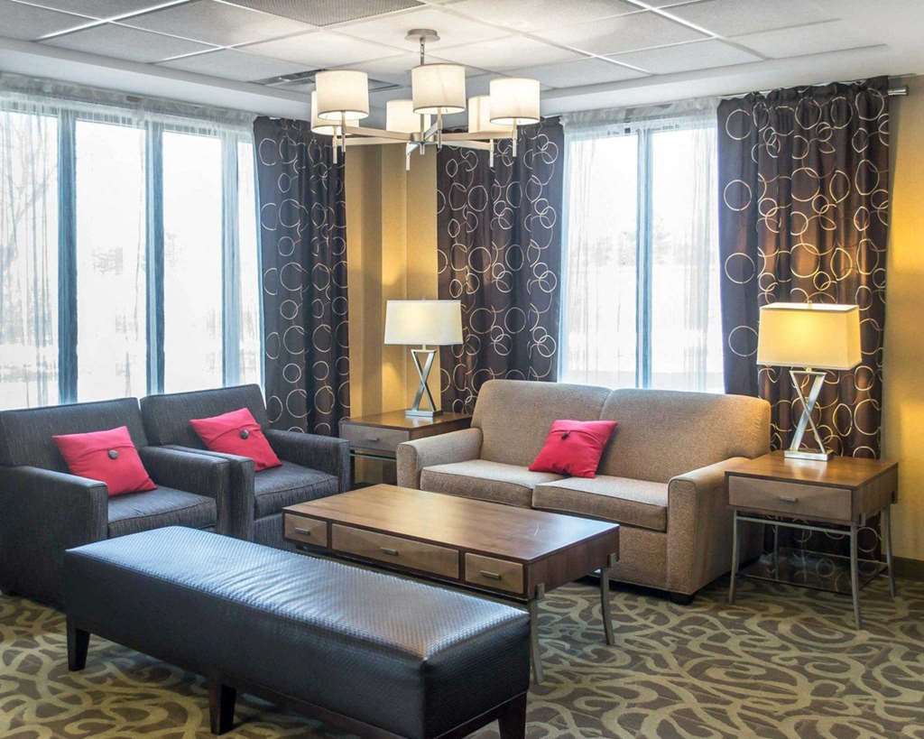 Clarion Hotel Beachwood-Cleveland Интериор снимка