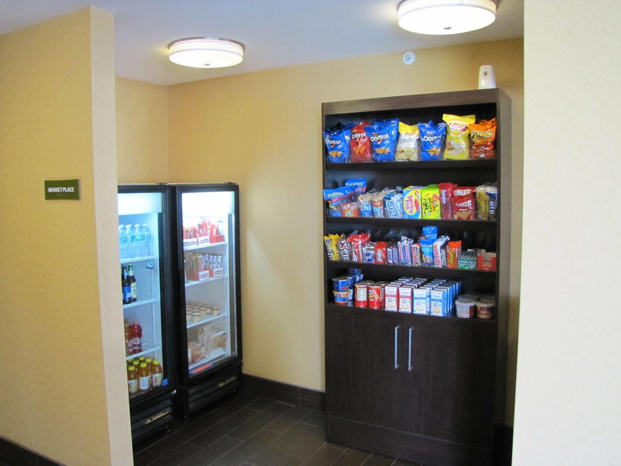 Clarion Hotel Beachwood-Cleveland Екстериор снимка