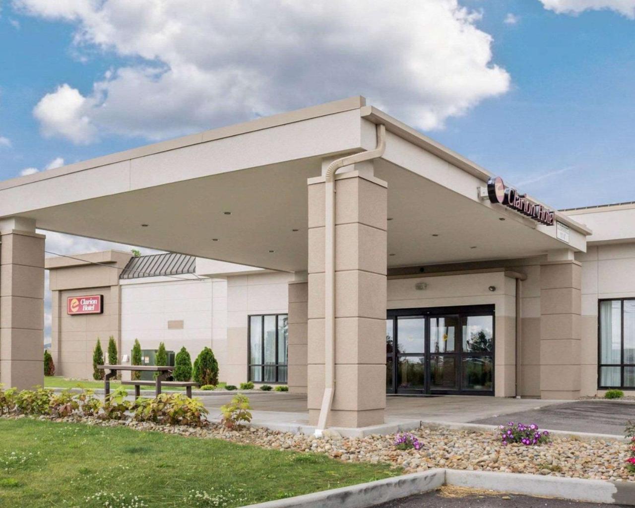 Clarion Hotel Beachwood-Cleveland Екстериор снимка